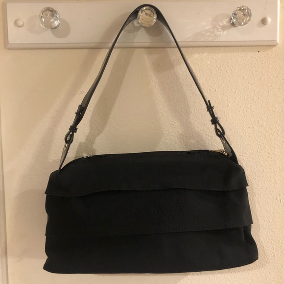 Salvatore Ferragamo black shoulder bag - Picture 1 of 8